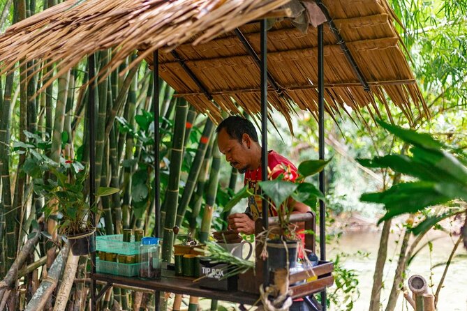 Khao Lak: Half day Bamboo Rafting Tour with Lunch - How Getting Wet Really Works: Water Level, Swims, and Footing