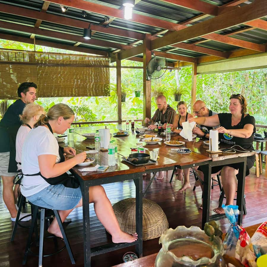 Khao Lak: Half-Day Cooking Class and Ingredient Hunt - The communal feast: eating with purpose (and leaving satisfied)