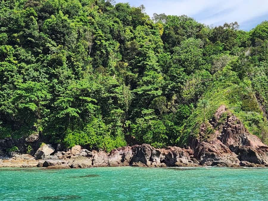Khao Lak: Khao Na Yak Sightseeing & Snorkeling Small Group - Should you book the Khao Lak Khao Na Yak Sightseeing & Snorkeling small-group tour?