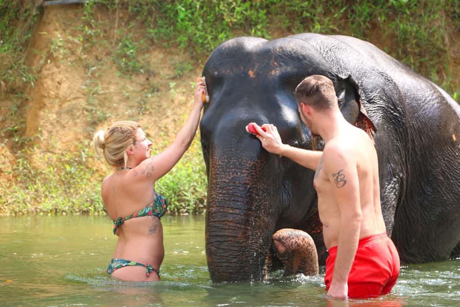 Khao Lak: Khao Sok Bamboo Rafting and Elephant Bathing Trip - Bamboo coffee near the caves: a souvenir you actually use