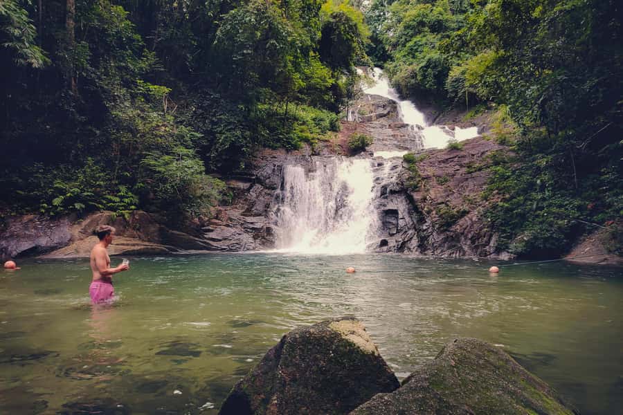 Khao Lak: Lampi Waterfall, Bamboo Rafting & Turtle Center - Royal Project Sea Turtle Conservation Center at Tablamu Naval Base