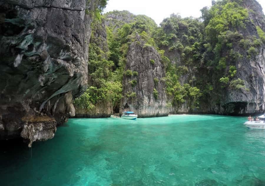 Khao Lak: Phi Phi & Bamboo Island Day Trip by Speedboat - What you really get for the price (and why it’s not just the boat)
