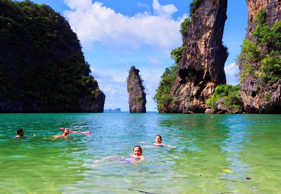 Khao Lak: Private Long-Tail Boat Trip to James Bond Island - James Bond Island photo time at Khao Ping Kan