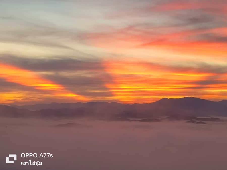 Khao Lak: Sea of Fog on Hill & Sunrise at Khao Khai Nui - Sea of Fog Magic: When the Hills Disappear Into White