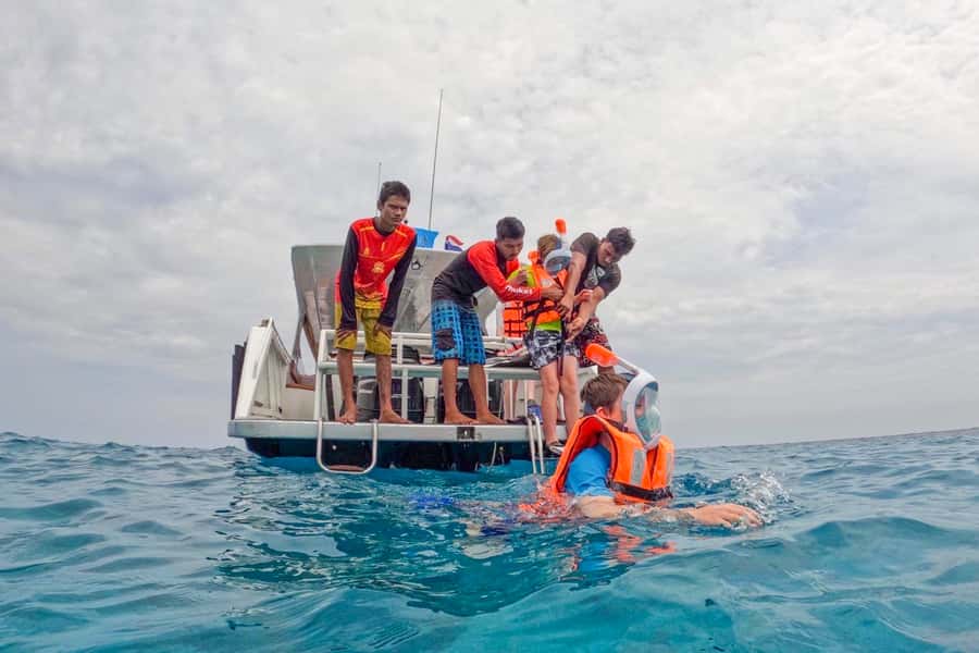 Khao Lak: Similan Islands Snorkeling Day Trip w/Meals - Speedboat Reality: Views Are Great, Space Is Not