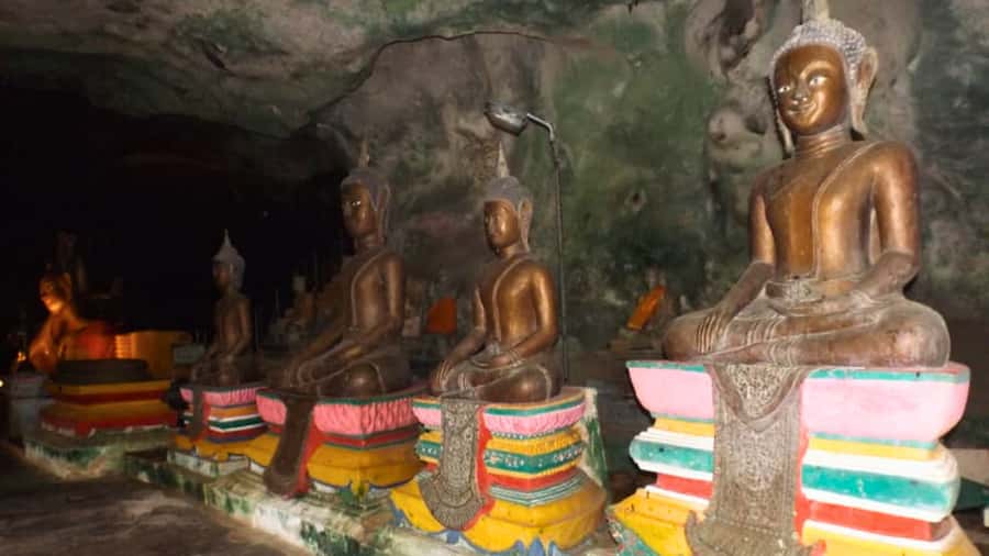 Khao Lak: The Amazing 3 Temples Phang Nga Tour - Lunch at a Local Thai Restaurant: A Simple Break That Matters