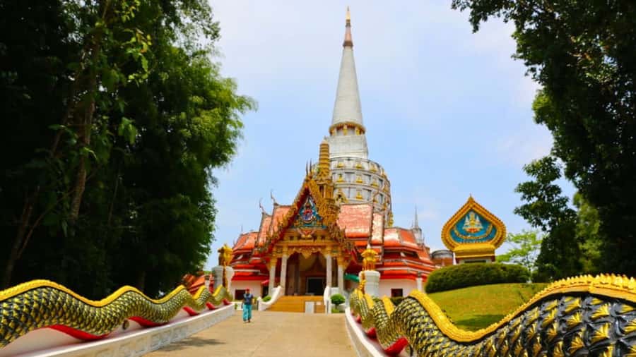 Khao Lak: The Amazing 3 Temples Phang Nga Tour - Dragon Cave Temple: Stalagmites, Stalactites, and a Cooler Start