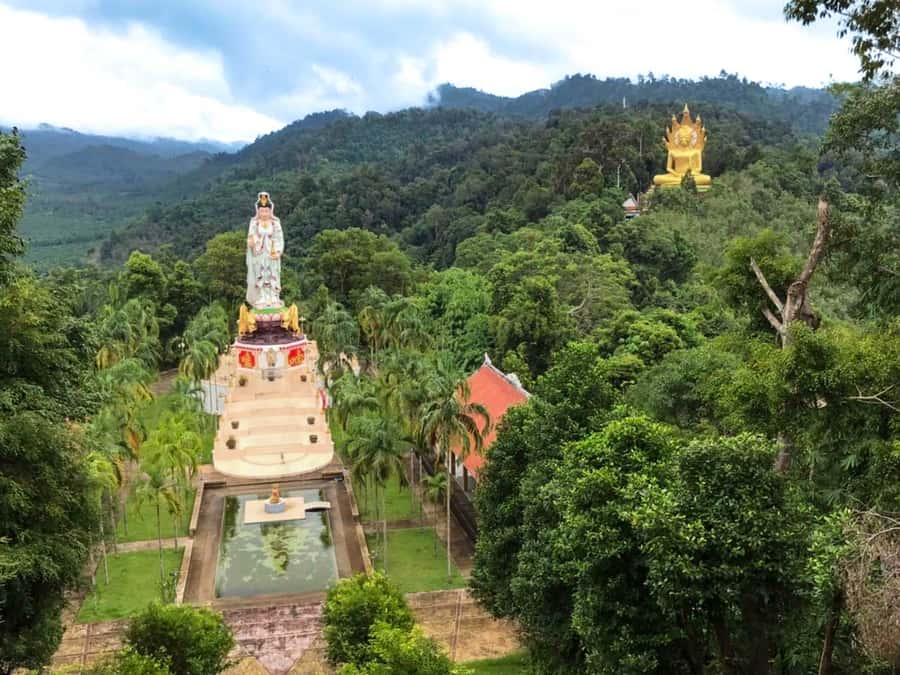 Khao Lak: Three Temples Tour in Phang Nga - Lunch break that actually fits the day’s pace