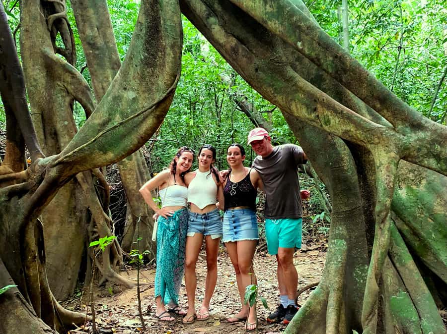 Khao Sok: Cheow Lan Lake, Diamond Cave, Hiking, All Included - Rajjaprabha Dam Stop: A Scenic Gear-Shift on the Way In