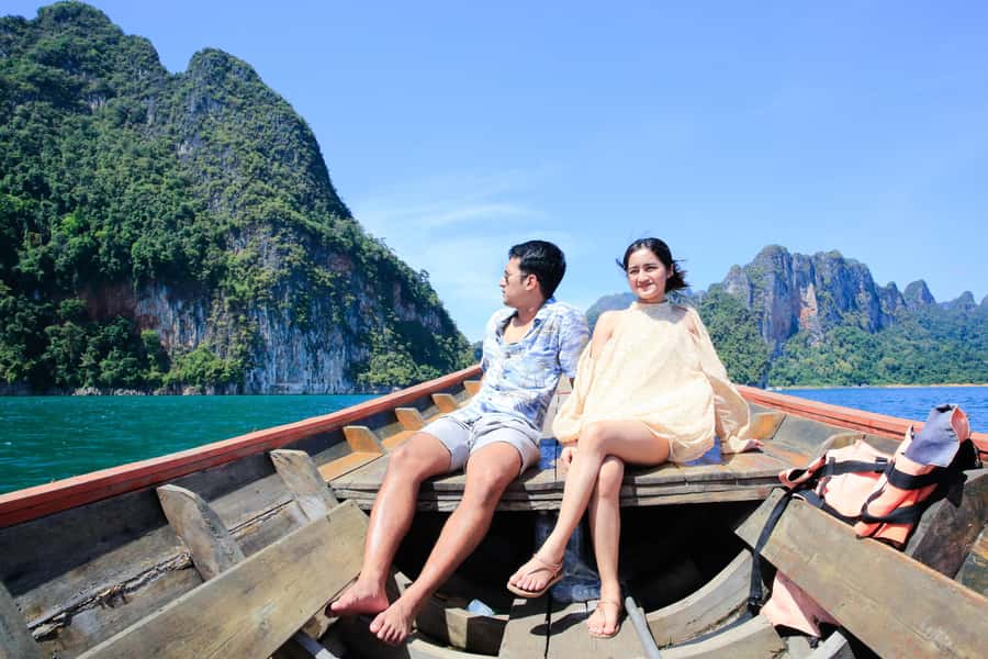 Khao Sok: Cheow Lan Lake Sunset Cruise w/ Drinks - Laguna Chiewlarn Kayaking and Raft-House Time: Calm Effort, Real Scenery