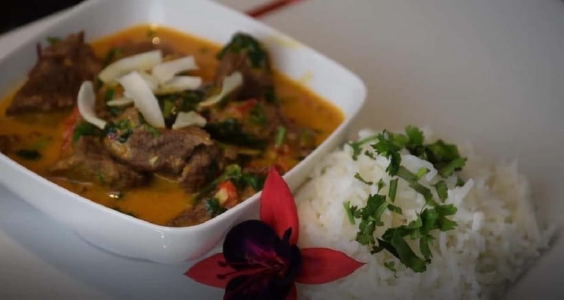 Khao Sok: Thai Cooking Class and Culinary Experience - Meet the English-Speaking Chef and Get a Thai Cooking Rhythm