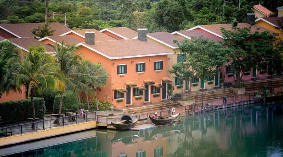 Khao Yai: Private Custom Tour with Driver From Bangkok - What to pack and what to do so the day feels easy