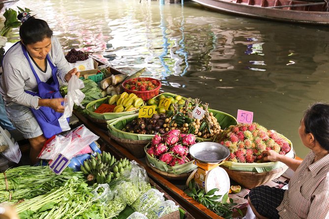 Khlong Lat Mayom & Taling Chan Local Floating Markets Tour (SHA Plus) - Stop 2: Taling Chan Floating Market and Canal Dining Done on Boats