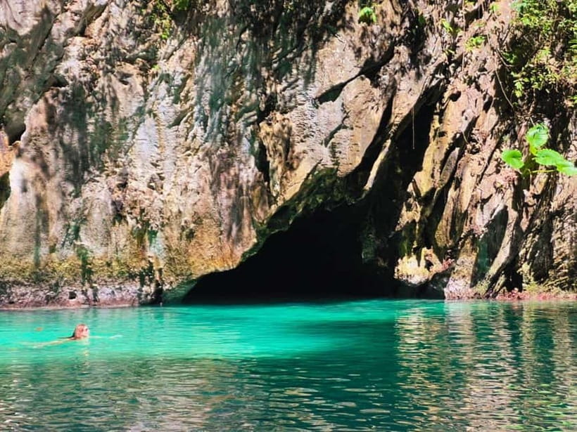 Ko Lanta: 4 Islands Snorkeling Tour by Longtail Boat - Koh Ngai (the beach-and-lunch reset): where the day slows down
