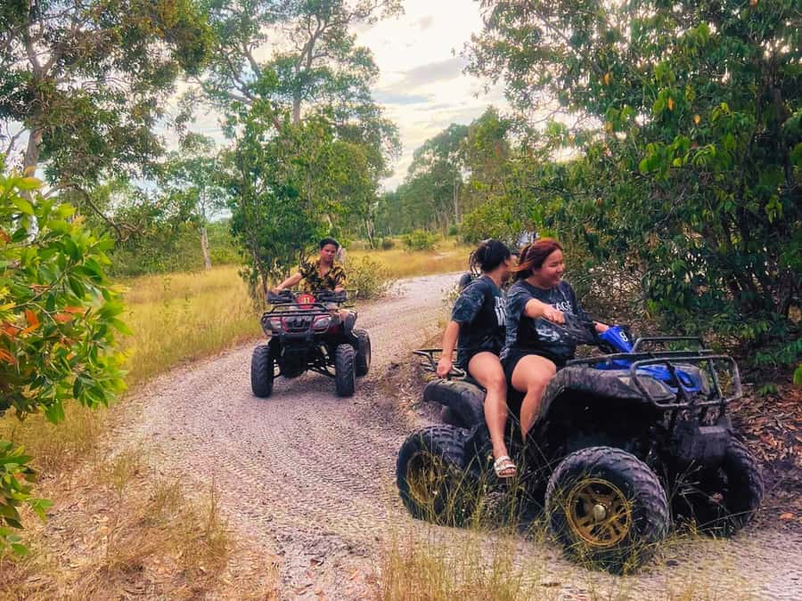 Ko Lanta : ATV Adventure On Koh Lanta Noi - ATV, sand, and jungle: what the Koh Lanta Noi trail is really like