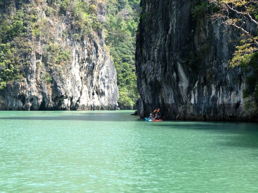 Ko Lanta: Full-Day Love Kayak Caves & Beaches Kayak Tour - Phee Island on the way back: a final scenic loop