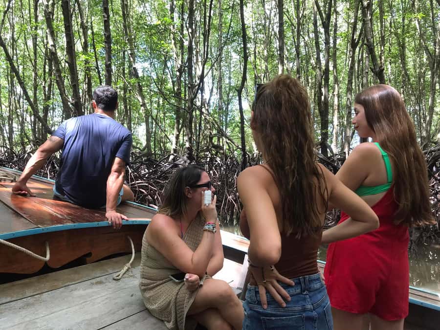 Ko Lanta: Half Day Tour Mangrove Boat Trip With Lunch - The guide’s job: how explanations make the boat ride better