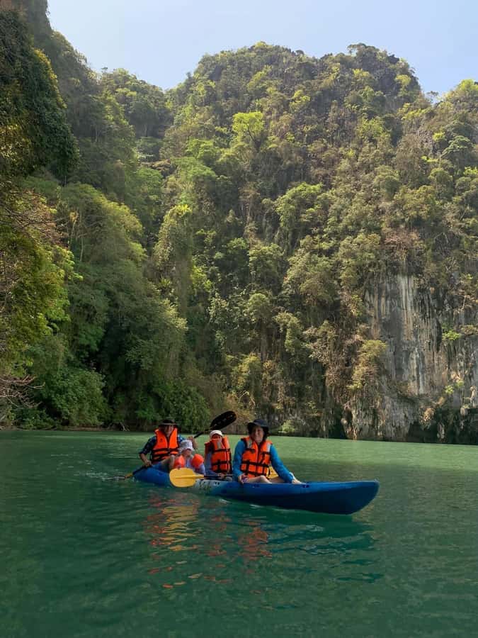 Ko Lanta: Sea Cave Kayaking Adventure Mangrove with Lunch - Mangrove lunch: seafood, plus a calm reset