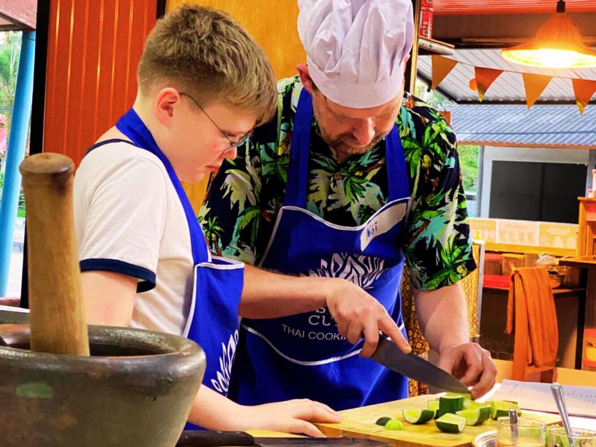 Ko Lanta: Thai Cooking Class with Market Tour and Dinner - A Wok-Friendly Lesson Plan for Real Thai Flavor