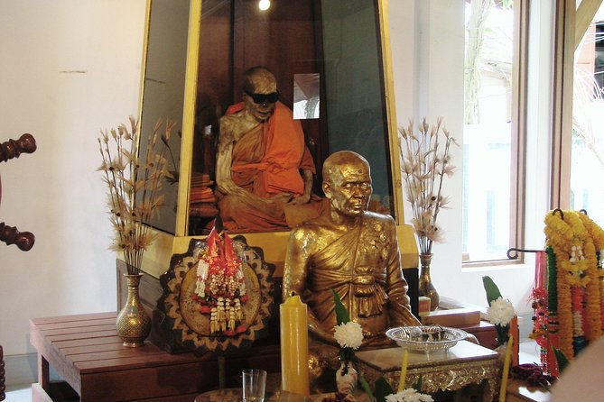 Ko Samui City Tour including Wat Phra Yai, Lat Ko Viewpoint, Hin Ta Hin Yai Rock - Hin Ta Hin Yai Rocks: Famous Shapes and Fast-Edged Fun