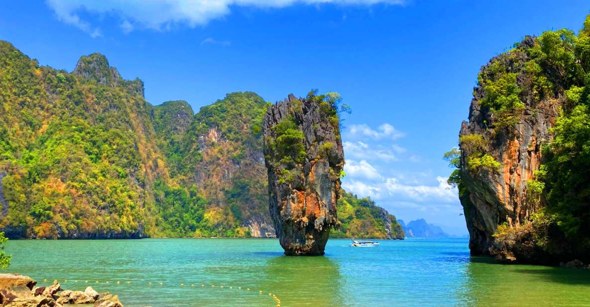 Ko Yao: Premium James Bond Island Trip by Speedboat & Canoe - Ko Hong in a canoe: limestone drama you experience up close