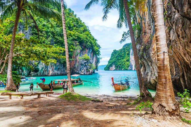 Koh Hong lagoon, Pakbia, Lading Islands by Longtail. - Stop 1: Koh Lao Lading and that mind-blowing beach hour