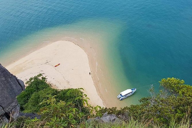 Koh Hong Private Tour from Krabi by Speedboat - Entering Hong Island: the lagoon that feels like a room