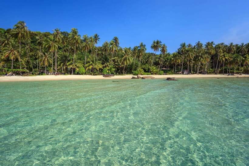 Koh Lanta: 4-Island Adventure Tour to Emerald Cave - Pickup, boat style, and what to wear so the day stays comfy