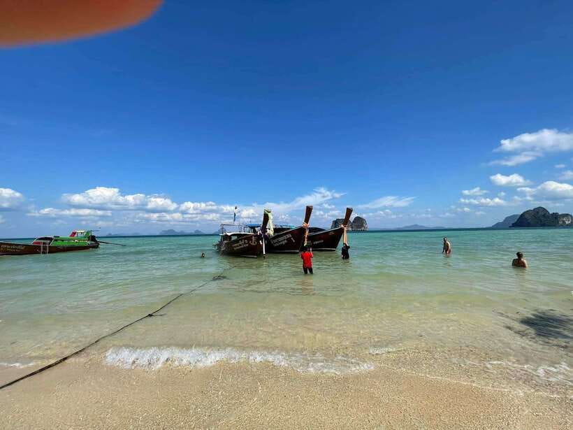 Koh Lanta: 4-Island Tour by Longtail Boat - First Snorkel Stop at Koh Waen: Good for a Warm-Up, Not Guaranteed Reef Bonanza