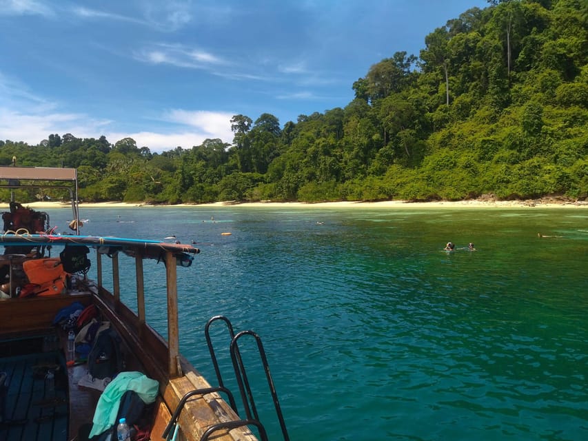 Koh Lanta: 4 Islands and Emerald Cave Tour by Long-tail Boat - Morakot (Emerald) Cave swim-through on Koh Mook