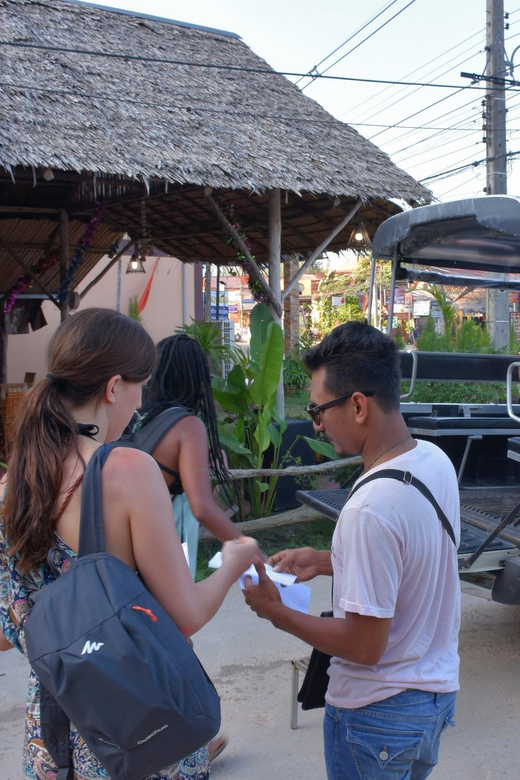 Koh Lanta: 4 Islands and Emerald Cave Tour by Longtail Boat - Key highlights at a glance