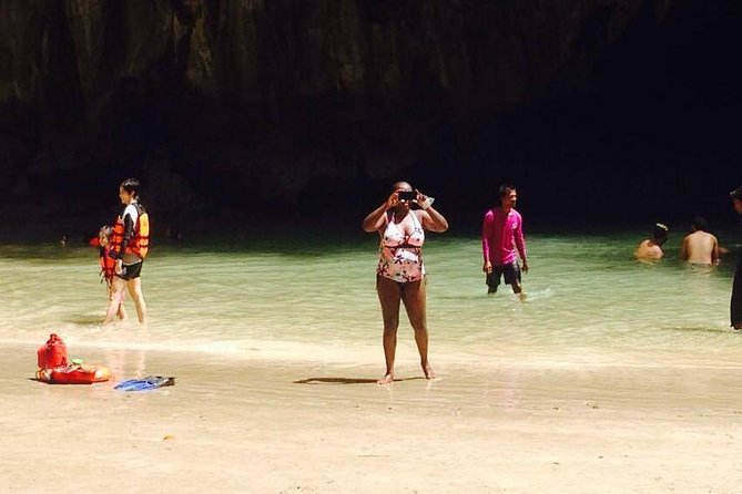 Koh Lanta: 4 Islands Tour by Speedboat with Snorkeling - Emerald Cave at Koh Mook: the star moment