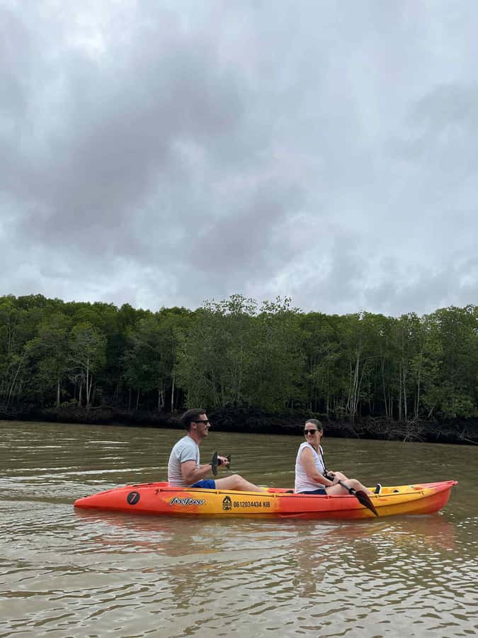 Koh Lanta: Amazon Mangrove Kayaking Tour With Lunch - Seeing Fishermen and Fish Farming Up Close