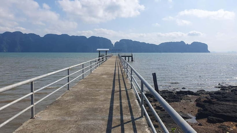 Koh Lanta Cultural Tuk-Tuk Tour: Old Town, Batik & Mangroves - Who should book, and who might want a different plan