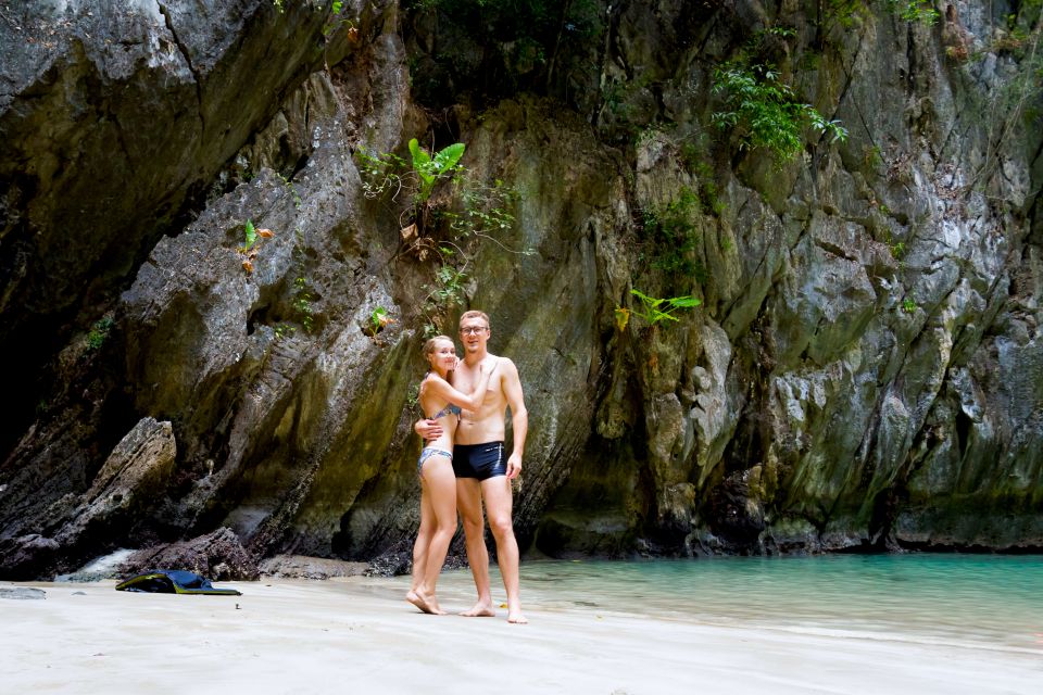 Koh Lanta: Emerald Cave & 4 Islands Snorkel Tour by Longtail - Koh Ma snorkeling: the reef stop where conditions matter most