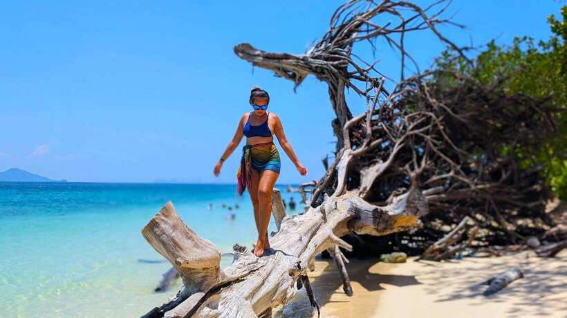 Koh Lanta: Emerald Cave, Ko Kradan & 4 Islands by Speedboat - Why the Emerald Cave swim near Koh Muk feels different