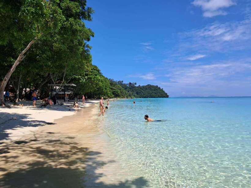 Koh Lanta: Koh Rok and Koh Haa Snorkeling Adventure - Why Koh Rok and Koh Haa Work So Well for a Day Trip