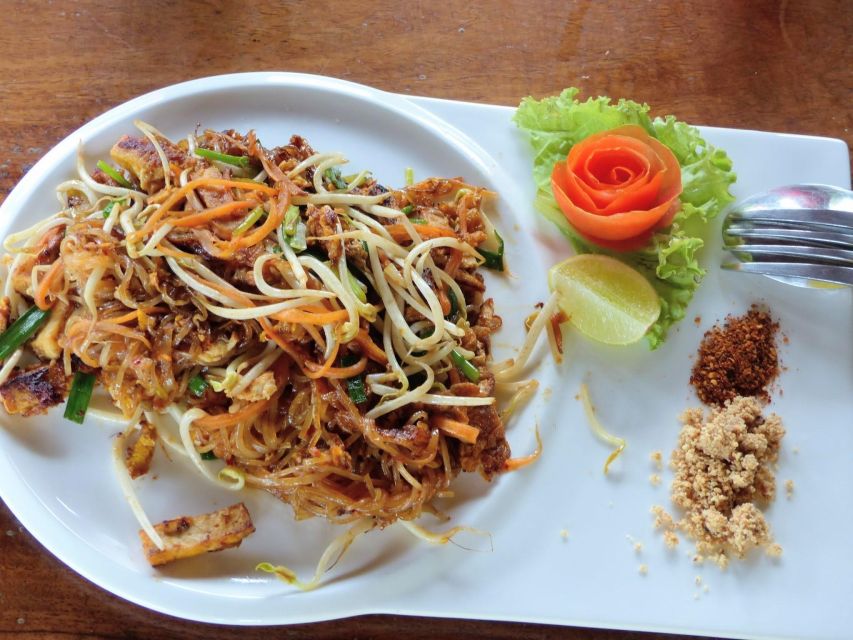 Koh Lanta: Lunch Course at Lanta Thai Cookery School - Vegetarian-Friendly Thai and Spice Control That Actually Works