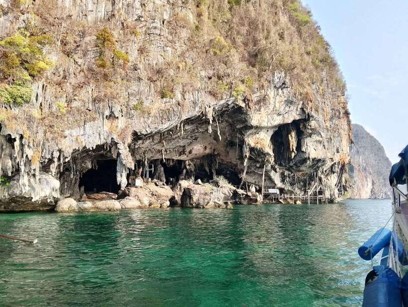 Koh Lanta: Tin's Speedboat Odyssey to Bamboo Island & Beyond - Maya Bay in Real Life: The Movie Fame and the Boat Traffic
