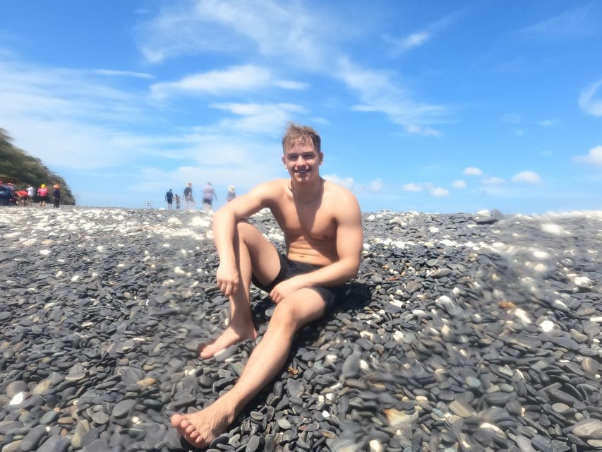 Koh Lipe: Outer Islands Snorkeling Trip by Longtail Boat - Lunch at Koh Dong Monkey Beach: A Break That Doesn’t Feel Skipped