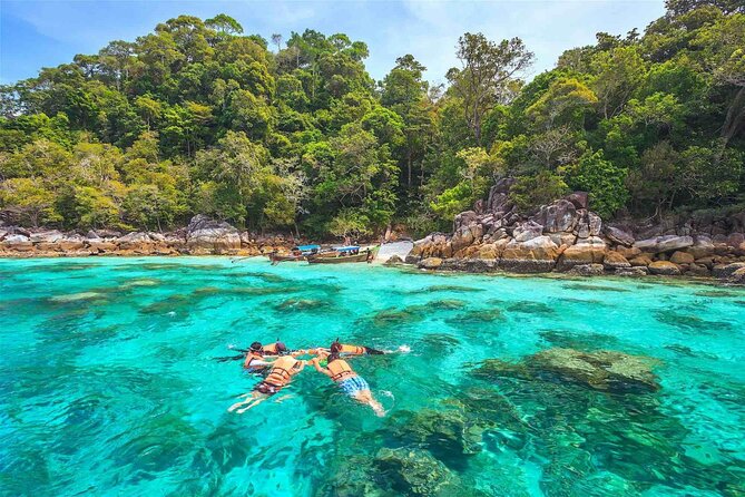 Koh Nang Yuan and Koh Tao 5 Point Snorkeling Tour - Stop 5: Hin Wong Bay (Fish-Heavy Reef, Including Nemo-Style Color)