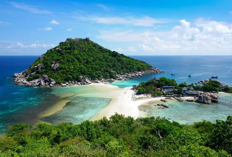 Koh Phangan: Koh Nang Yuan and Koh Tao Snorkeling Tour - Koh Nang Yuan’s three islets: the snorkeling reason to book
