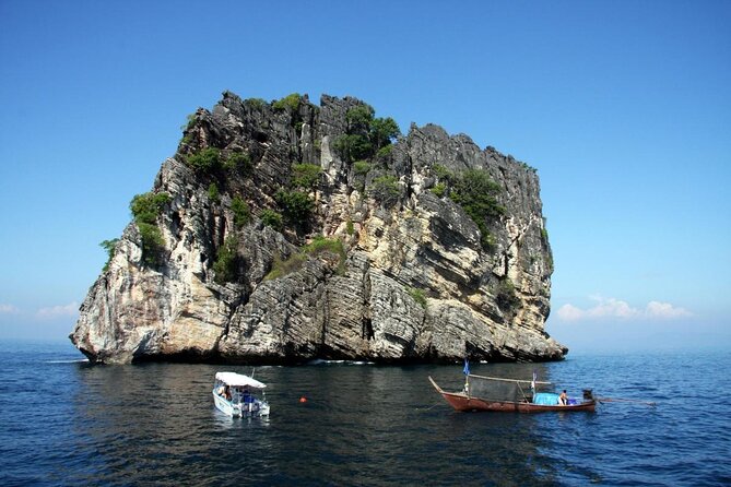 Koh Rok and Koh Ha Private Boat Tour - Koh Rok and Koh Ha: a quieter snorkeling day in Mu Ko Lanta National Park