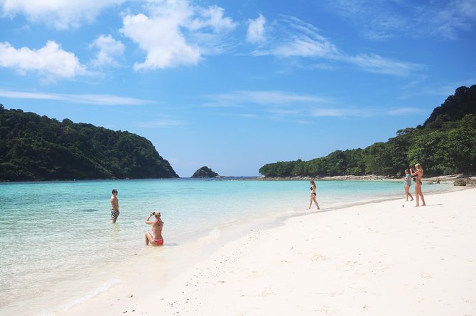 "Koh Rok&Koh Haa-The Queen of Andaman" Day tour by Opal Travel - From your hotel to Saladan Pier (9:00am start, speedboat reality)