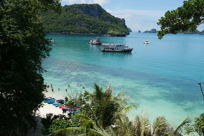 Koh Samui Angthong Marine Park Day Tour with Lunch by Big Boat - Morning Boat Run: Why the 8:00am Start Matters