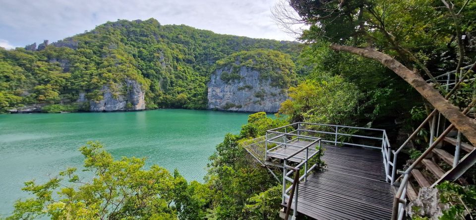 Koh Samui: Day Tour to Ang Thong with Kayak, Snorkel & Lunch - Lunch on Ko Mae Ko: beach buffet and recovery time