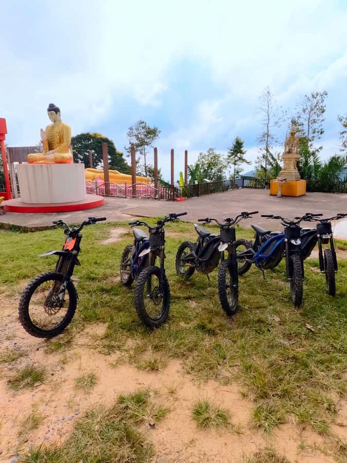 Koh Samui : Electric Motorbike trip in mountain - Temple on the Hill or Magic Garden: How Your Guide Chooses the Side Trip