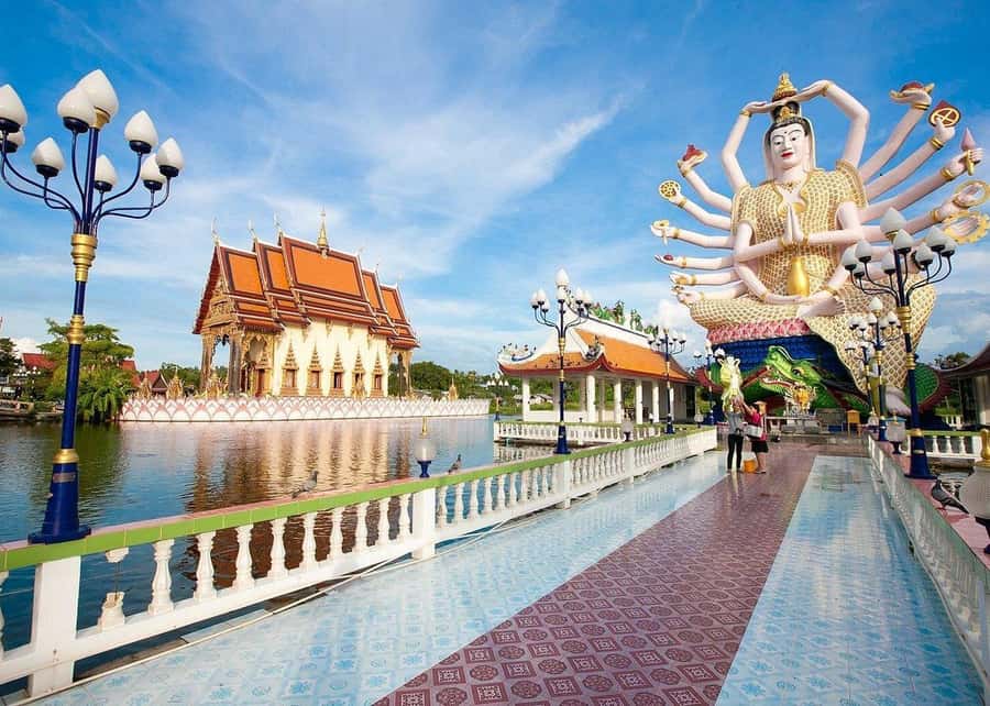 Koh Samui: Half Day City Tour with Hotel Pickup - Wat Plai Laem + the Chinese Lady Monk Temple’s 18-arm Goddess