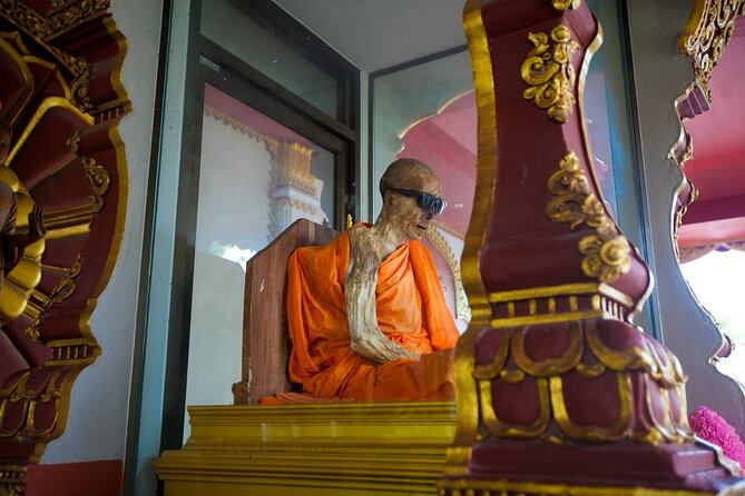 Koh Samui Half Day Island Guided Tour - Guan-Yu Koh Samui Shrine: A Chinese Heritage Icon (10 Minutes)
