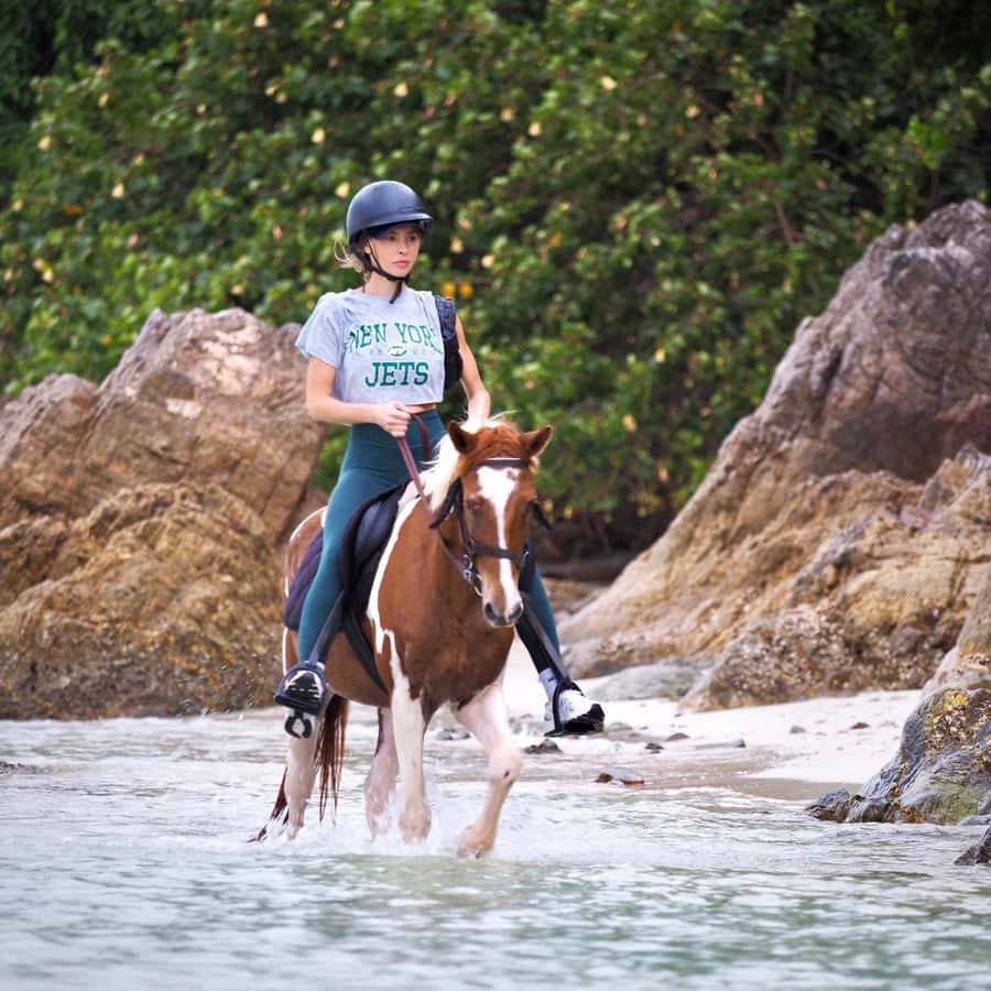Koh Samui Horse Riding & Beach Trails - Sunrise at 7:00 a.m. vs sunset at 5:00 p.m.